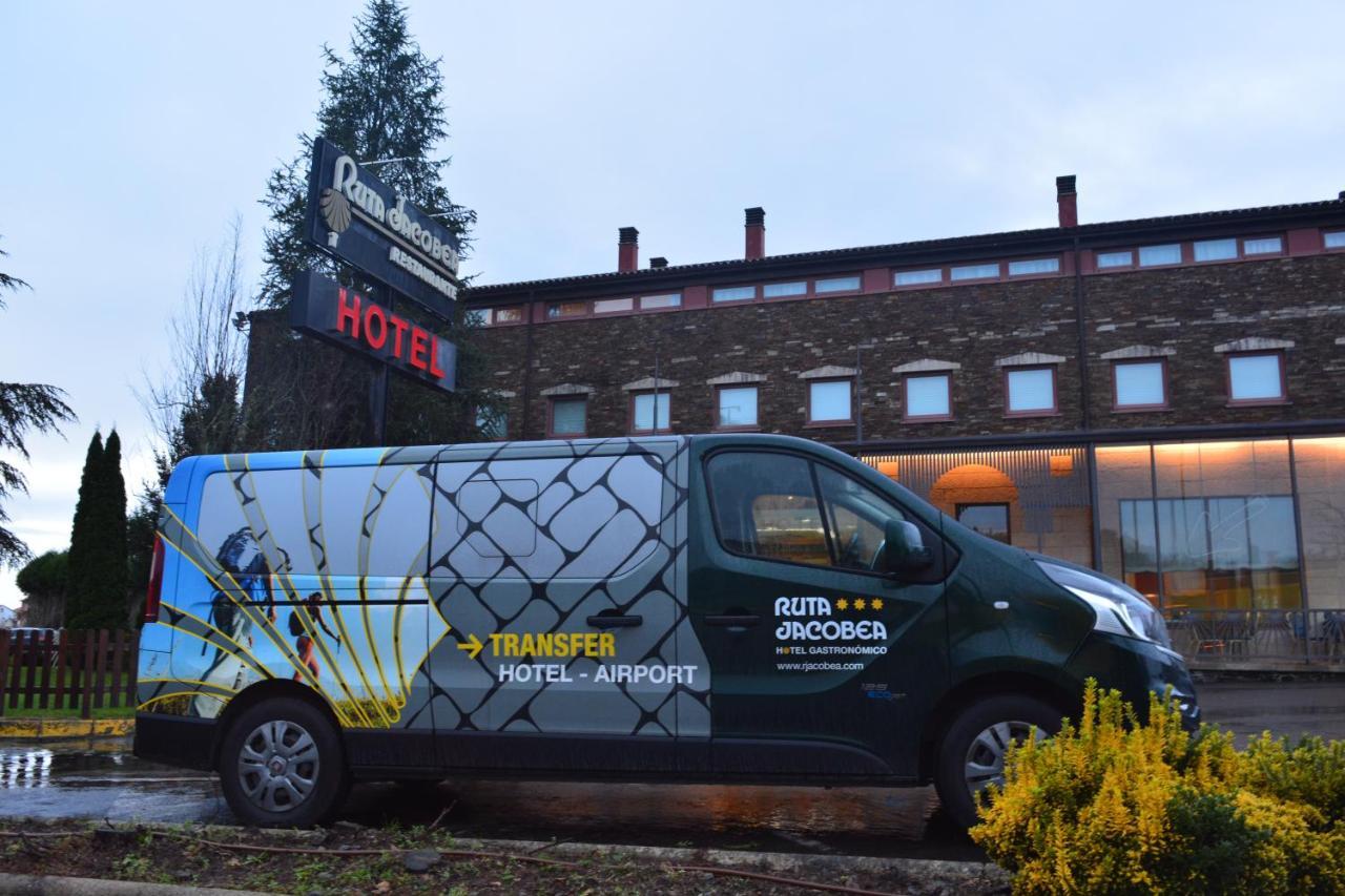 Ruta Jacobea Hotell Lavacolla Eksteriør bilde